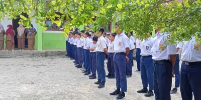 Kegiatan Upacara Bendera